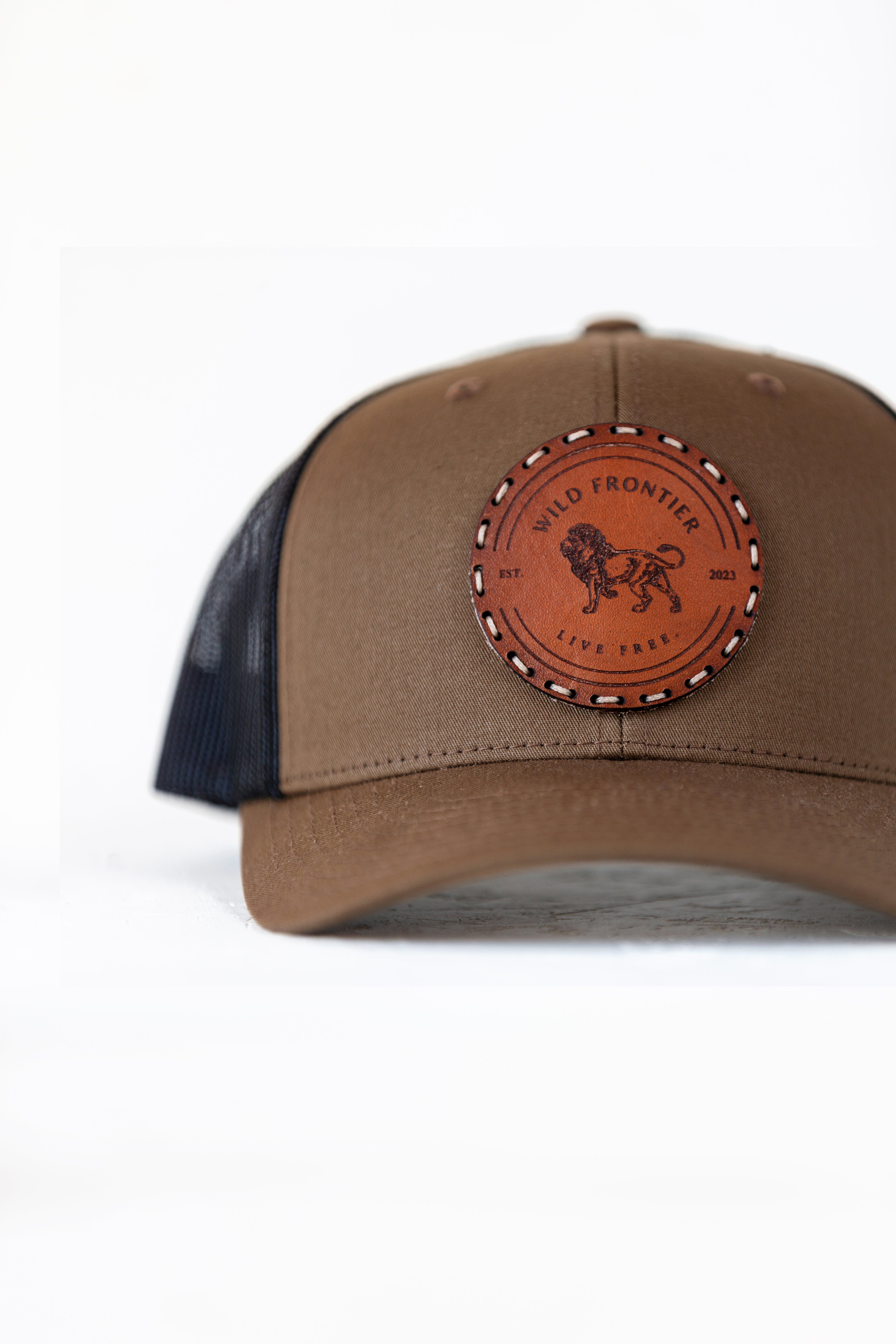 -Lion- with Coyote/Black and Beige thread