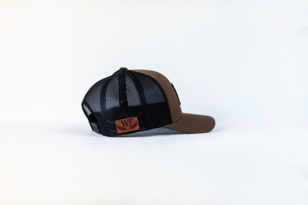 -Twin Fire- in Coyote/Black trucker with beige thread